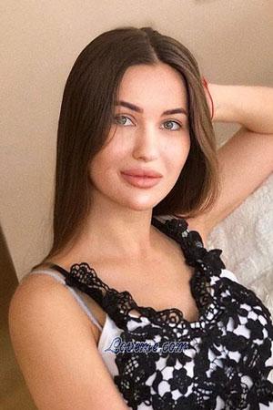202606 - Anna Age: 26 - Russia