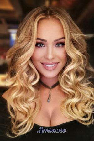 206327 - Irina Age: 47 - Ukraine