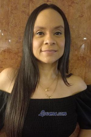 213758 - Paola Alexandra Age: 46 - Colombia