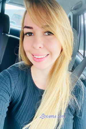 221105 - Fabiola Age: 32 - Costa Rica