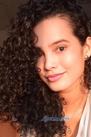 221400 - Yara Age: 31 - Colombia