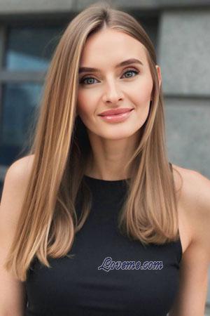 Ladies of Monchyntsi village