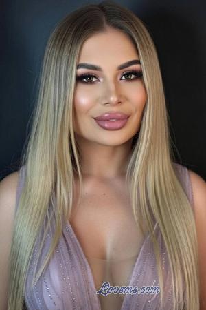 224421 - Viktoriia Age: 25 - Ukraine